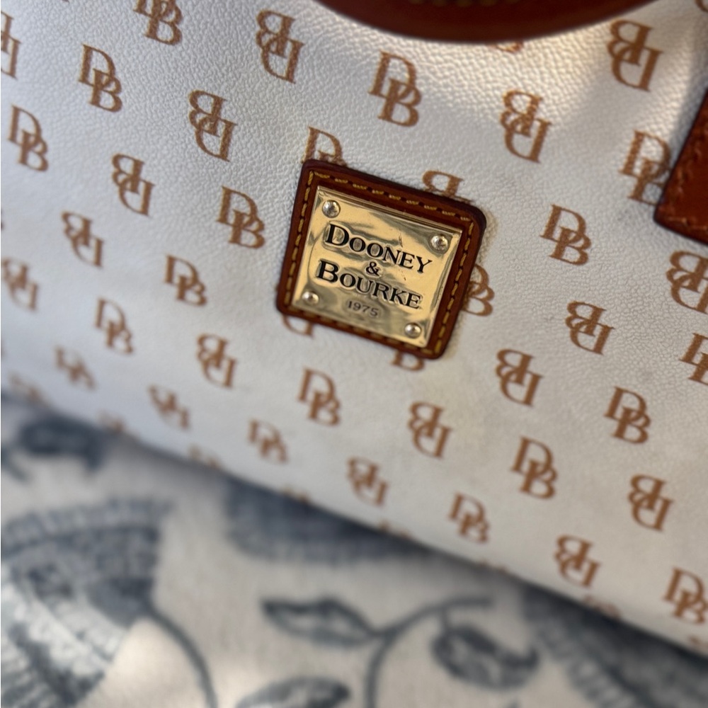 Dooney & Bourke White and Brown Signature Weekender Duffle Bag - Picture 3 of 6